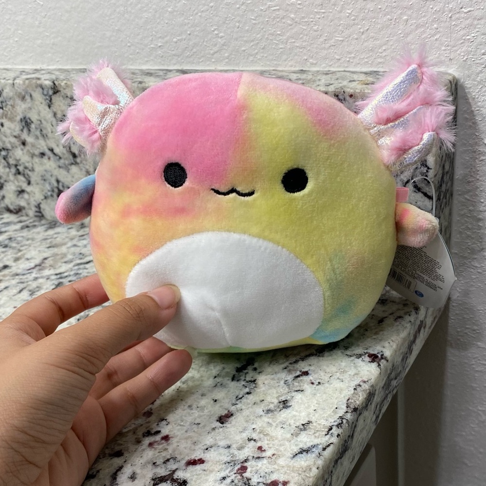 Squishmallows Tinley the Axolotl 5" Stuffed Plush